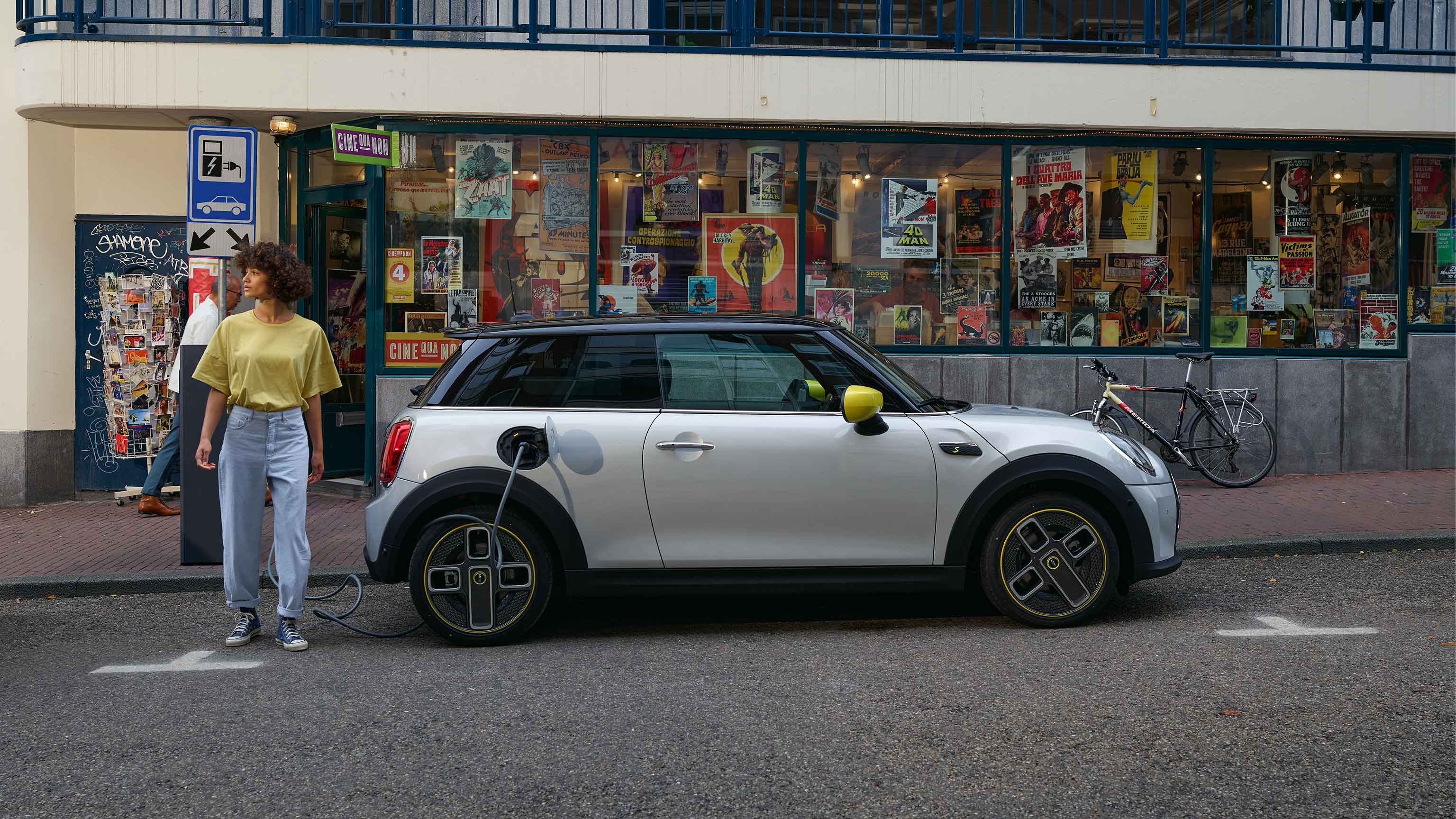 MINI JOHN COOPER WORKS